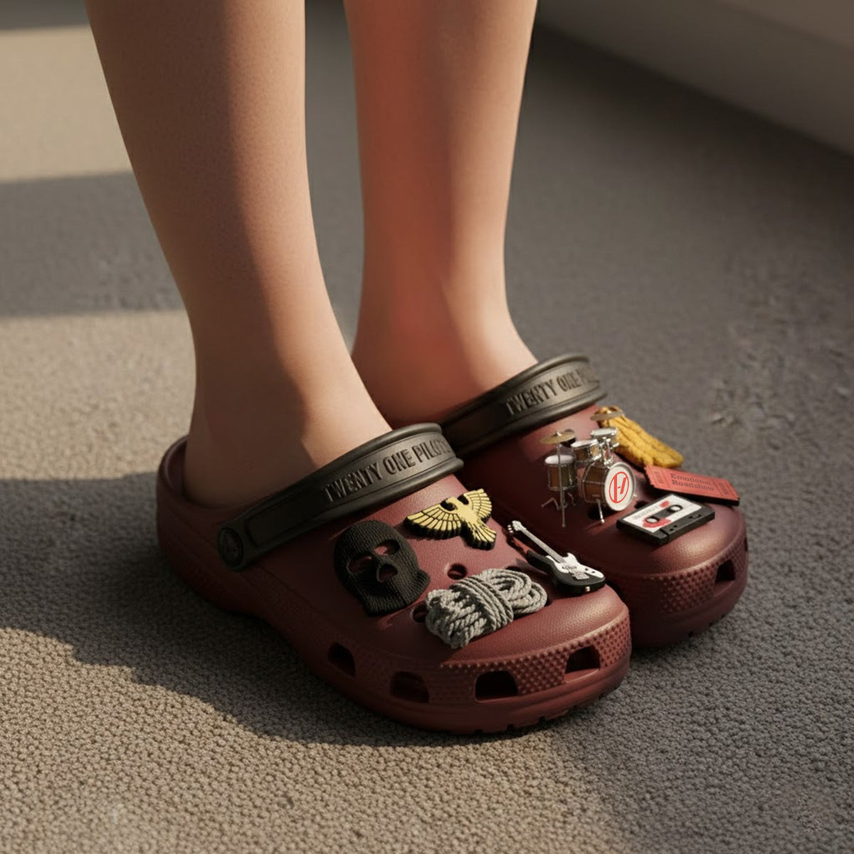 PREMIUM TOP CLOGS TNSM