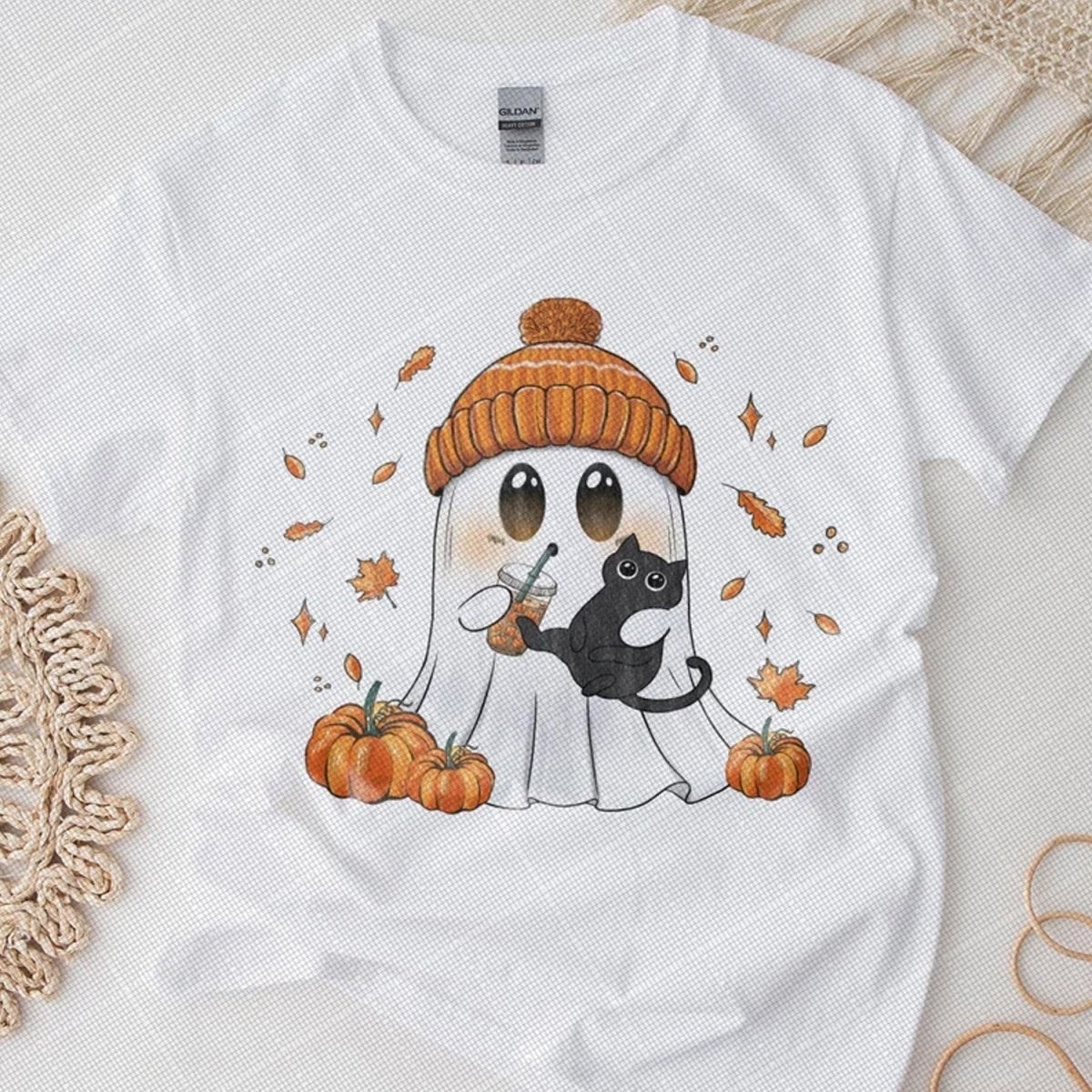 Premium Halloween 2025 Boo hug black cat T-Shirt